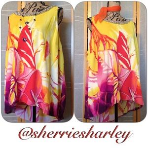 Jennifer Lopez Plus Size Tropical Floral Top 2X Layered Light Look!